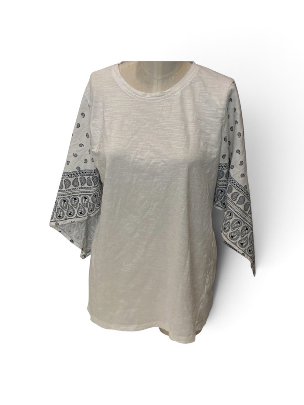 Studio West Apparel Shirt Cotton Knit White Top Blue Paisley Bell Sleeves